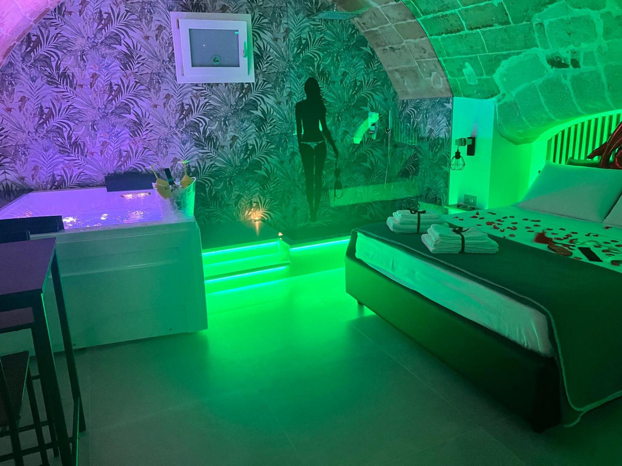 غرافينا إن بوليا Glamour Suite المظهر الخارجي الصورة